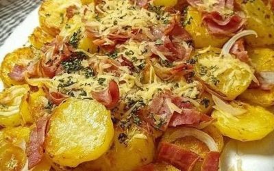 FARMÁŘSKÉ Brambory: Vynikající jídlo z jedné pánve