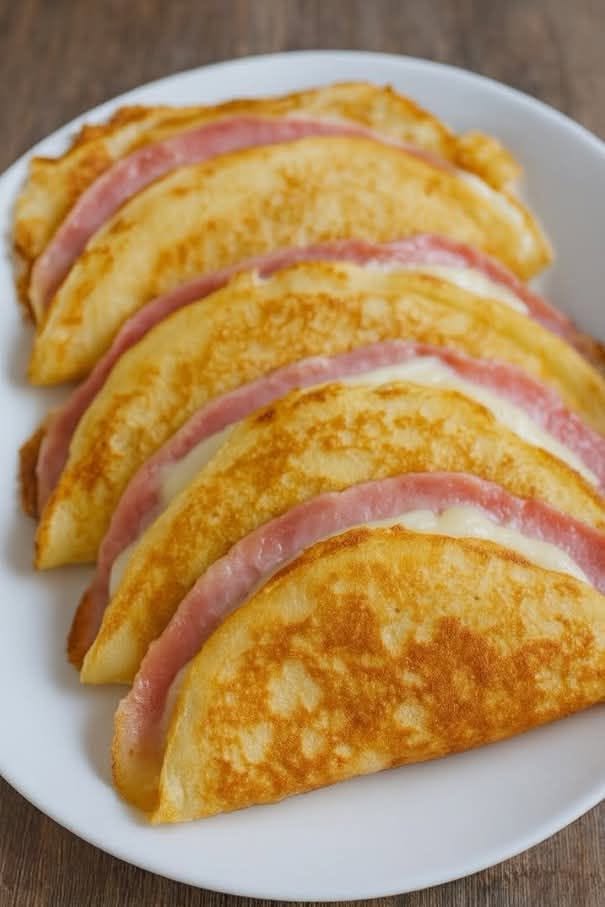 # Palacinky so šunkou a syrom s bešamelovou omáčkou