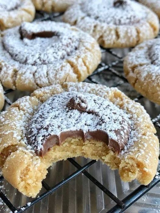 MUDDY BUDDY COOKIES
