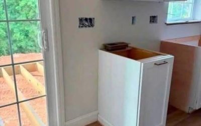 Čo by som mal dať do tohto malého priestoru v mojej novej kuchyni?